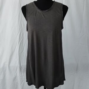 Gap gray sleeveless flowy scoop neck top Sz S Gorgeous design